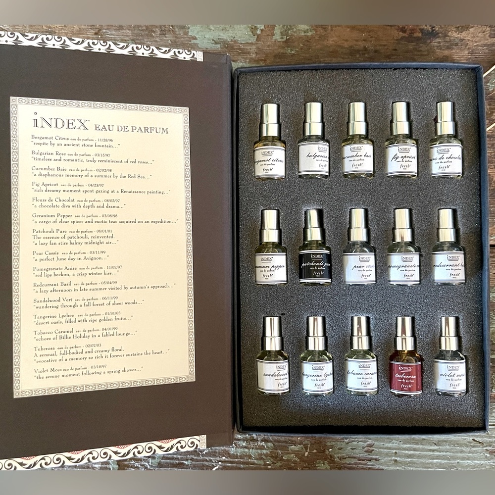 VERY RARE! FRESH INDEX PARFUM CHRONICLES EDP. 15 mini glass spray bottle…